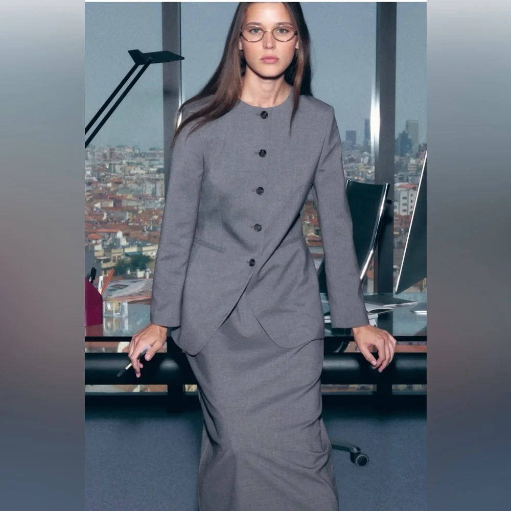 H&M‎ Gray Skirt Set
